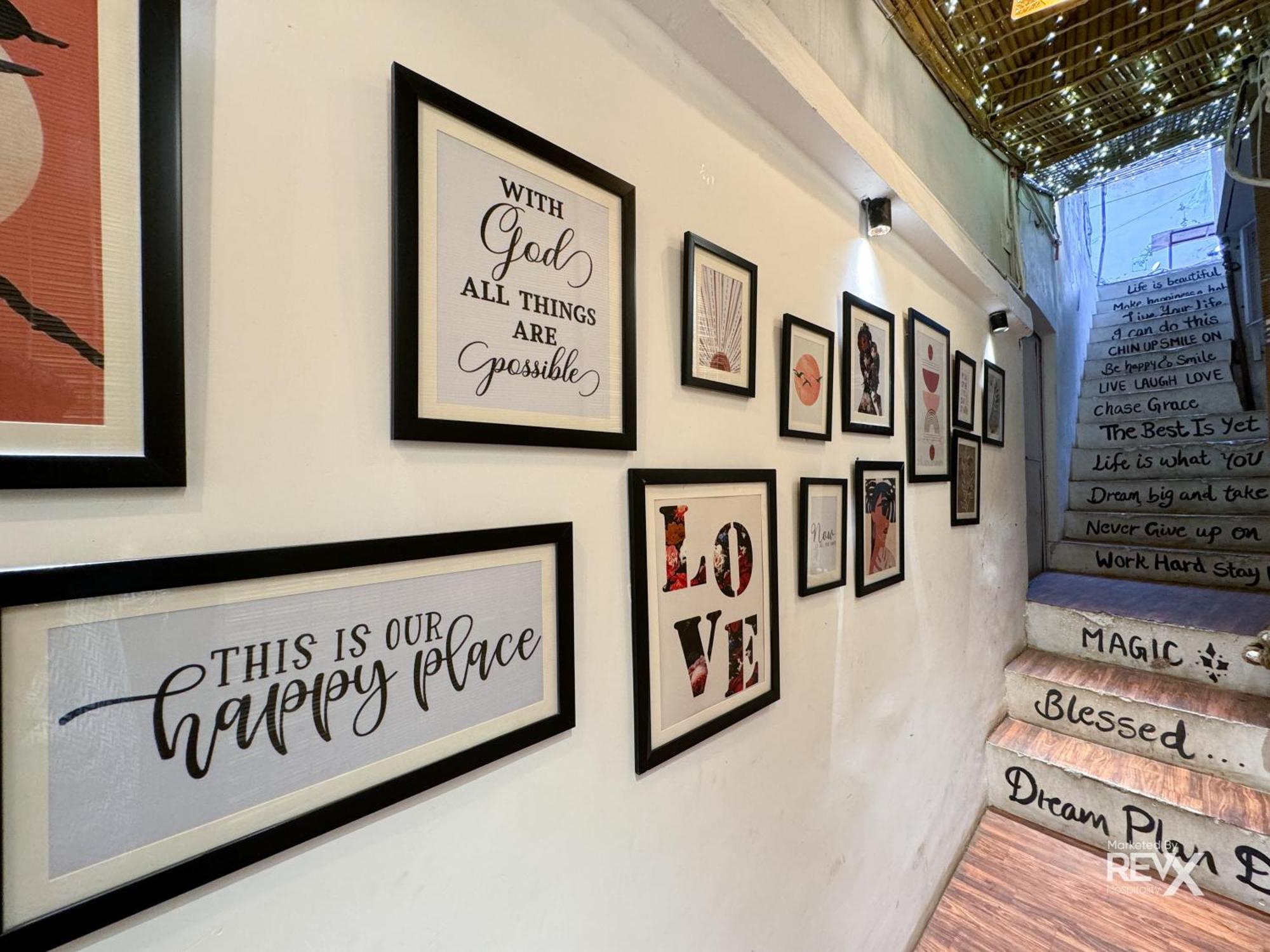 The Leisure Cave On The Ganges Hotel Rishikesh Bagian luar foto