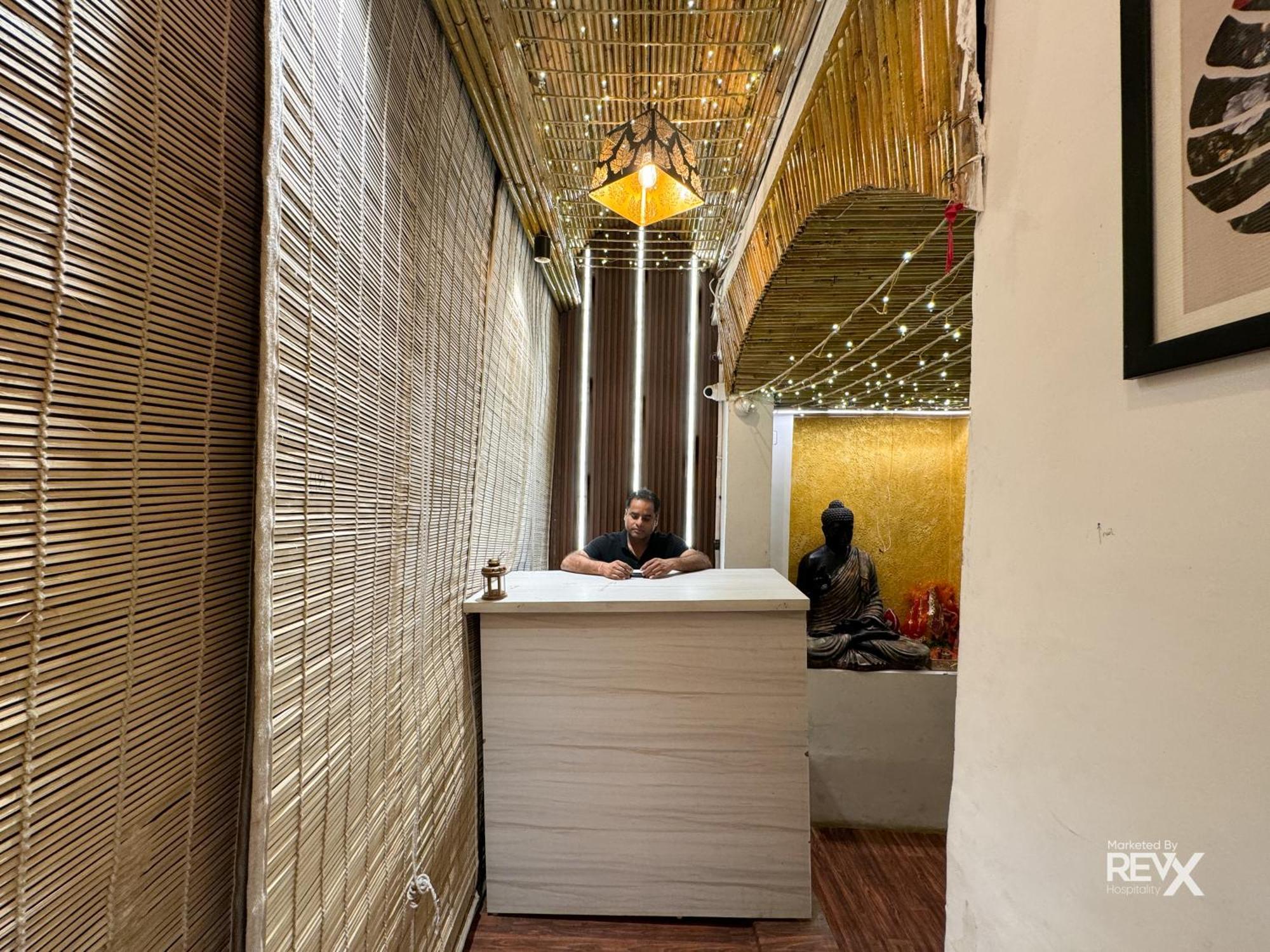 The Leisure Cave On The Ganges Hotel Rishikesh Bagian luar foto